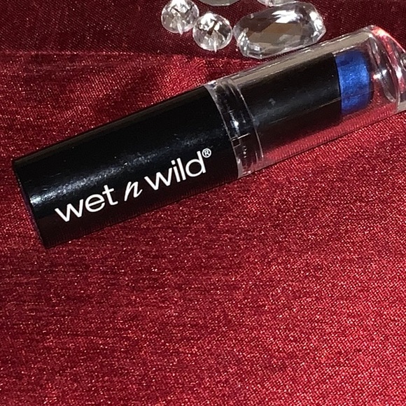 4/$20 Wet & Wild Lipstick - Picture 1 of 4